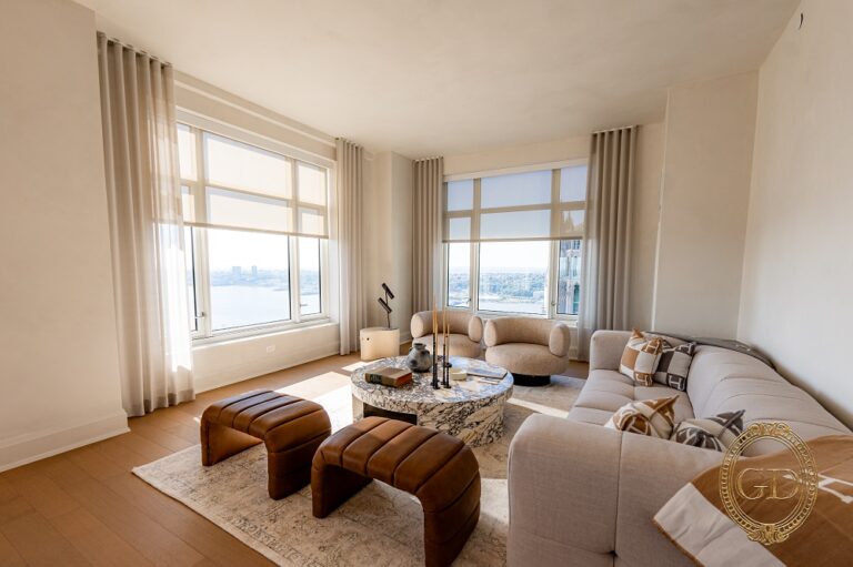 What drapery trends work best for small apartments